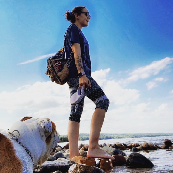 Meet your Posher, Athena - Picture 1 of 1